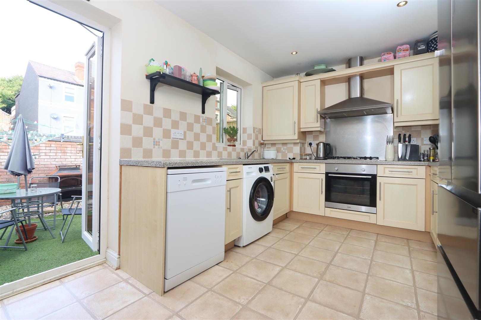 3 bed property in Round Hill Wharf, Kidderminster